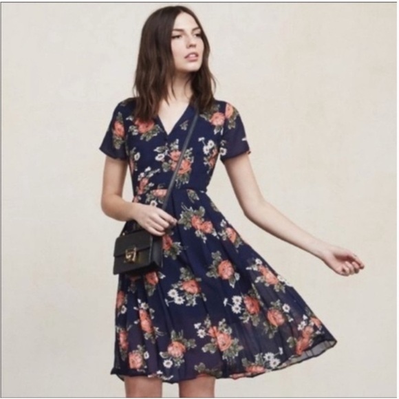 Reformation “Taylor” A-Line shirt Sleeve V-Neck Blue Navy Floral Midi Dress XS - Picture 1 of 4